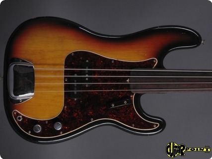 Fender Precision / P Bass 1971 3 Tone Sunburst