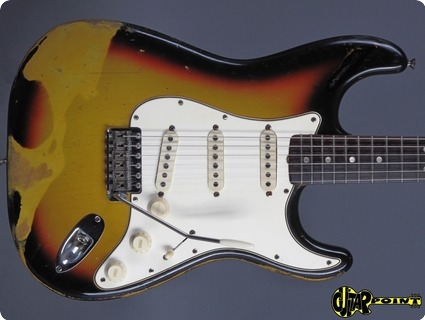 Fender Stratocaster 1965 3 Tone Sunburst