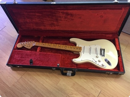 Fender Stratocaster Hendrix Tribute  1997 White