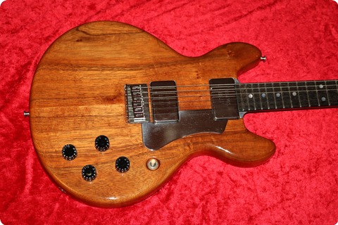 Travis Bean Tb 1000  (tb0009) 1978