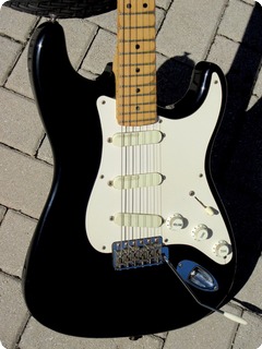 Fender Stratocaster Eric Clapton “blackie” Signature Model 1993 Black