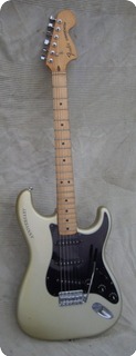 Fender Stratocaster Anniversary 1979 Pearlescet Finish