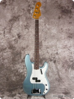 Fender Precision Bass 1966 Ice Metallic Blue