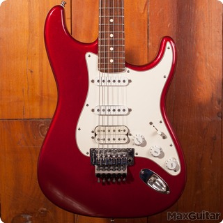 Fender Stratocaster 2000 Metallic Red