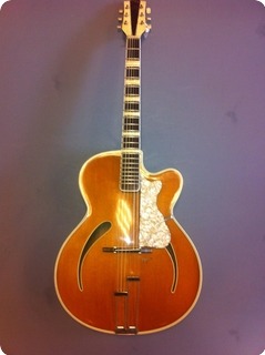 Höfner Guitars 462 S 1956