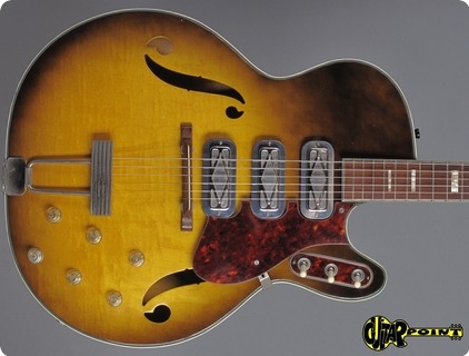 Silvertone / Harmony Model 1429 1962 Sunburst