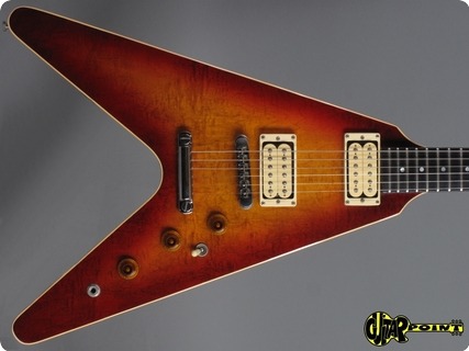 Gibson Flying V    1982 Cherry Sunburst