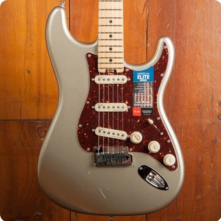 Fender Stratocaster 2017 Other