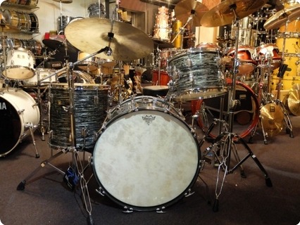 Ludwig Vintage Beatles 1965 Black Oyster Pearl