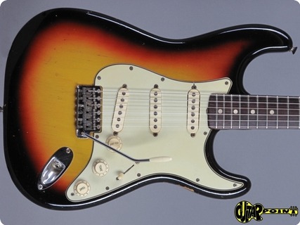 Fender Stratocaster 1964 3 Tone Sunburst