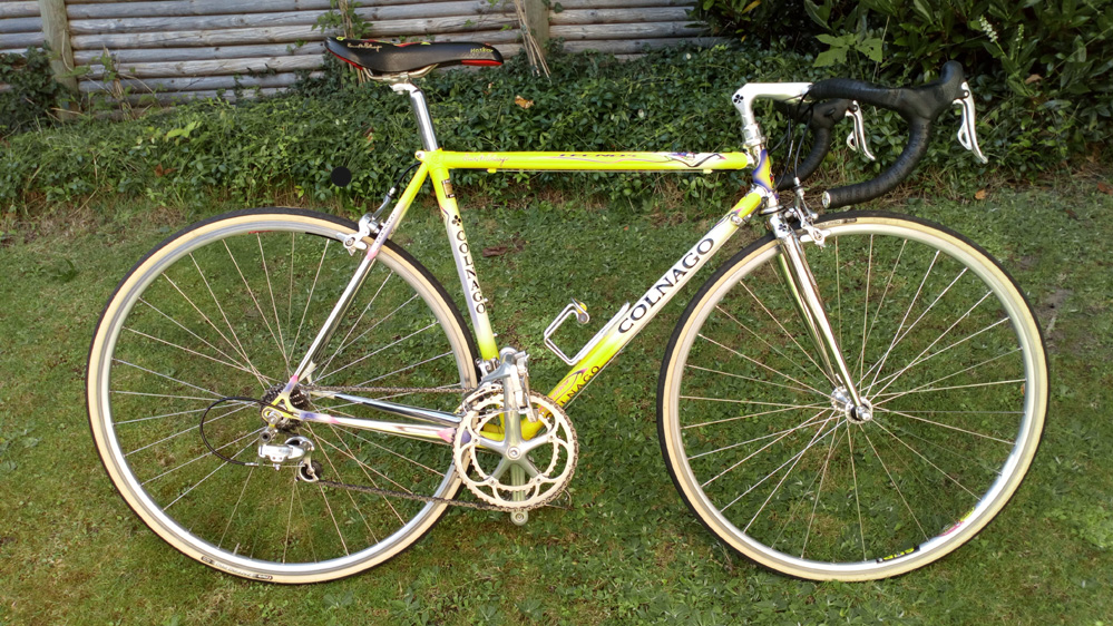 Colnago Italy Tecnos 1990 Yellow Soft Paint Music Furniture For Sale Plektrum