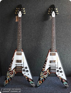 Gibson Jimi Hendrix Pschedelic Flying V. 2006