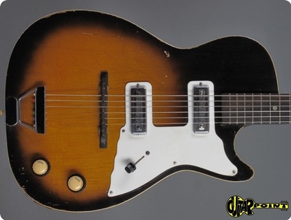 Harmony H46 Stratotone 1959 Sunburst