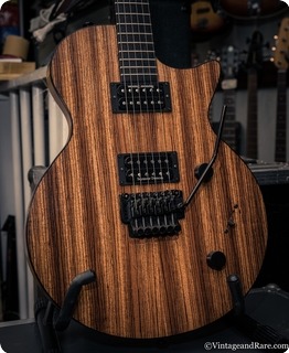 Oswald Guitars Floyd