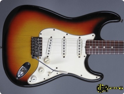 Fender Stratocaster 1965 3 Tone Sunburst