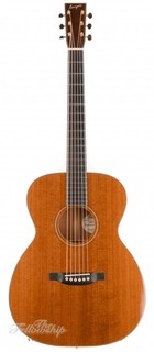 Bourgeois Om Custom Redwood Flamed Walnut Mint 2011