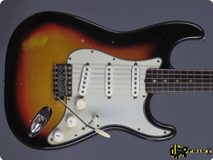 Fender Stratocaster 1963 3 Tone Sunburst