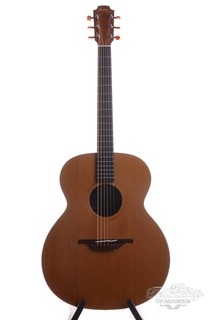 Lowden O10 Cedar Mahogany Ca. 1995