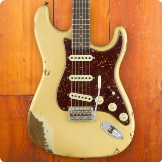 Fender Stratocaster 2018 Aged Vintage White