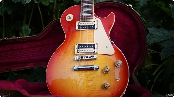 Gibson  Les Paul Classic | 120th Anniversary 2014 Heritage Cherry Sunburst