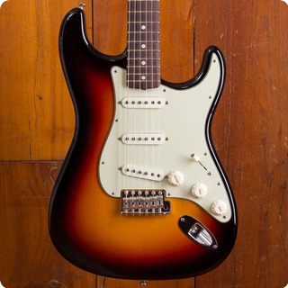 Fender Custom Shop Stratocaster 2018 Daphne Blue