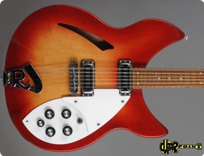 Rickenbacker 330 / 12 1980 Fireglo