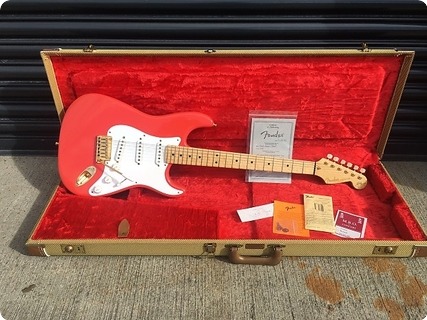 Fender Custom Shop Hank Marvin Stratocaster Signed By Hank 1993 Fiesta Red