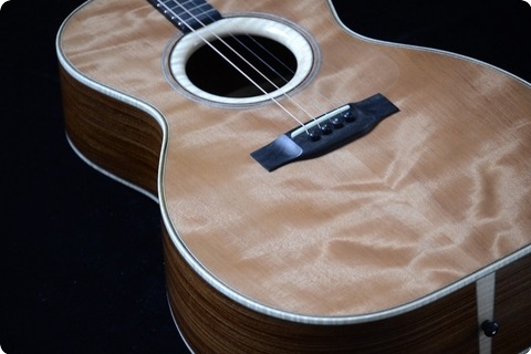 Rozawood Tenor Guitar   Santos/redwood 2018 Nitrocellulose Lacquer