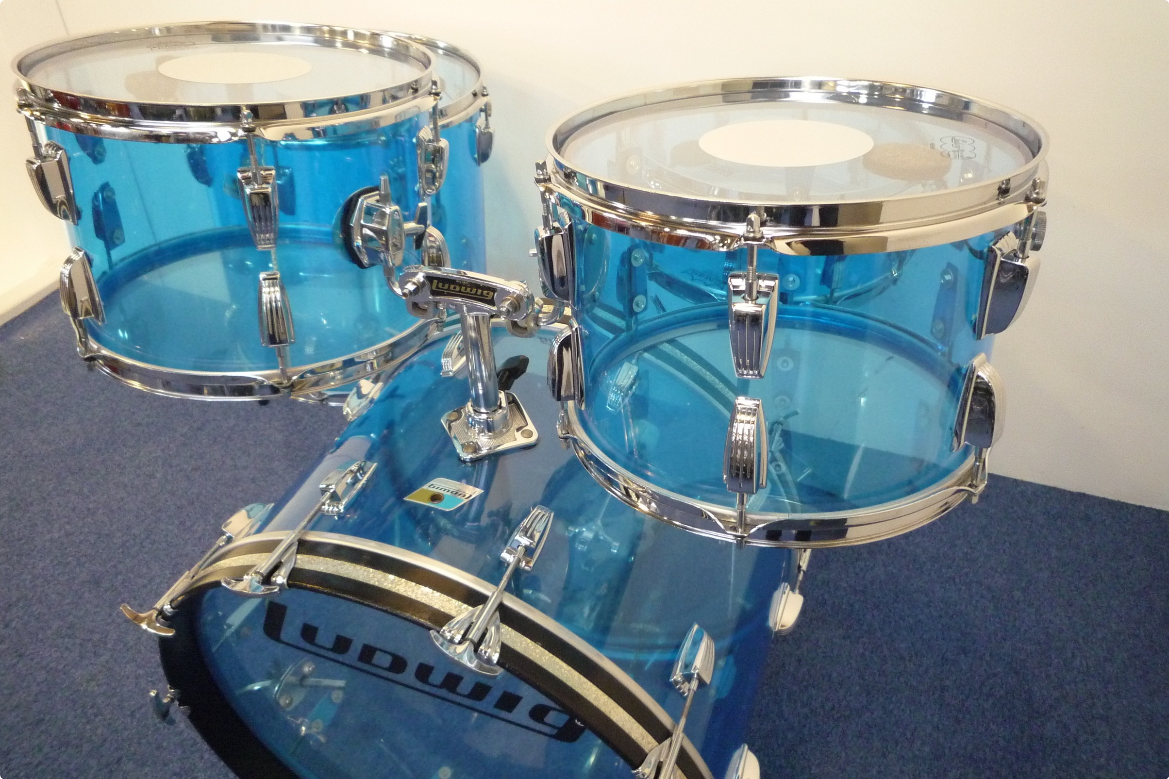 ludwig vistalite blue