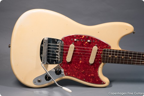 Fender Mustang 1964 Olympic White