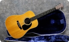 Martin D 28 1976 Natural