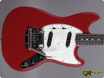 Fender Mustang 1966 Dakota Red