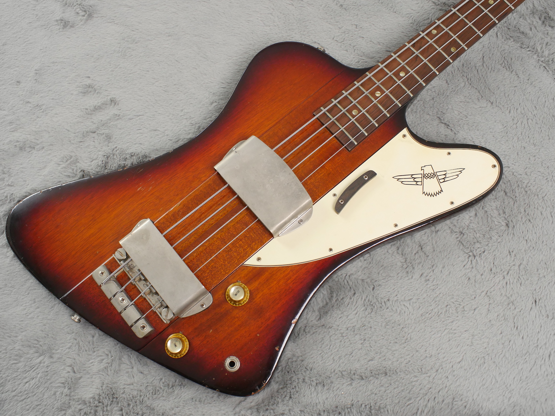 Gibson bass
