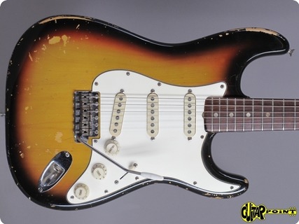 Fender Stratocaster 1969 3 Tone Sunburst