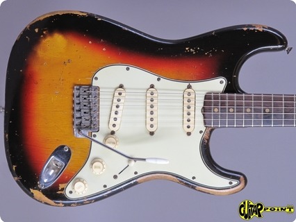 Fender Stratocaster 1963 3 Tone Sunburst