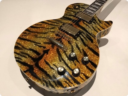 Bell & Hern Custom Classics Standard 2019 Eye Of The Tiger Sparkle