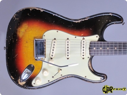 Fender Stratocaster 1961 3 Tone Sunburst