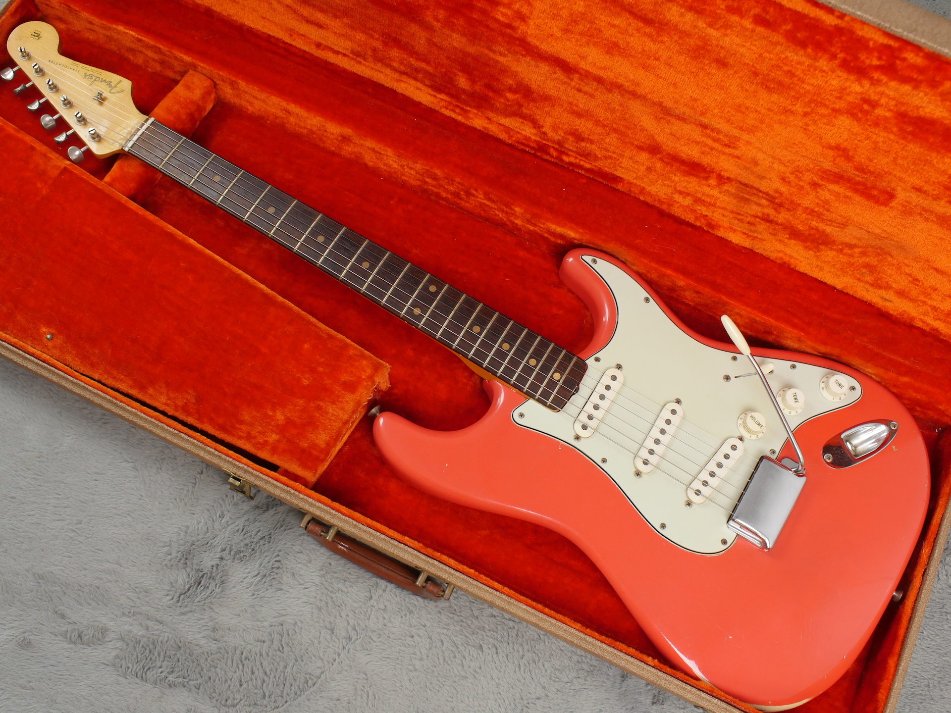 Fecha roja jazz Consejo Fender Stratocaster 1963 Fiesta Red Guitar For Sale ATB Guitars