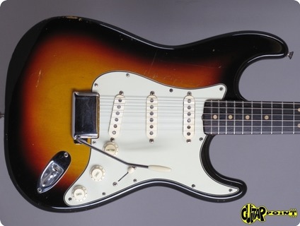 Fender Stratocaster 1962 3 Tone Sunburst