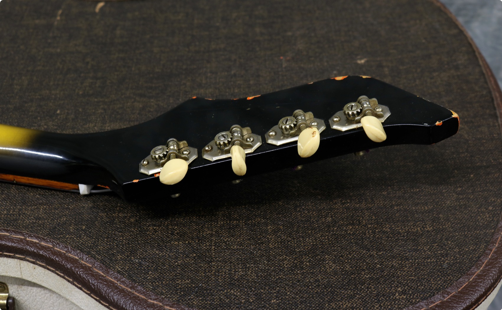 Kay K592 Truetone 1966 Sunburst Bass For Sale Andy Baxter Kay K592 Truetone 1966 Sunburst Bass For Sale Andy Baxter