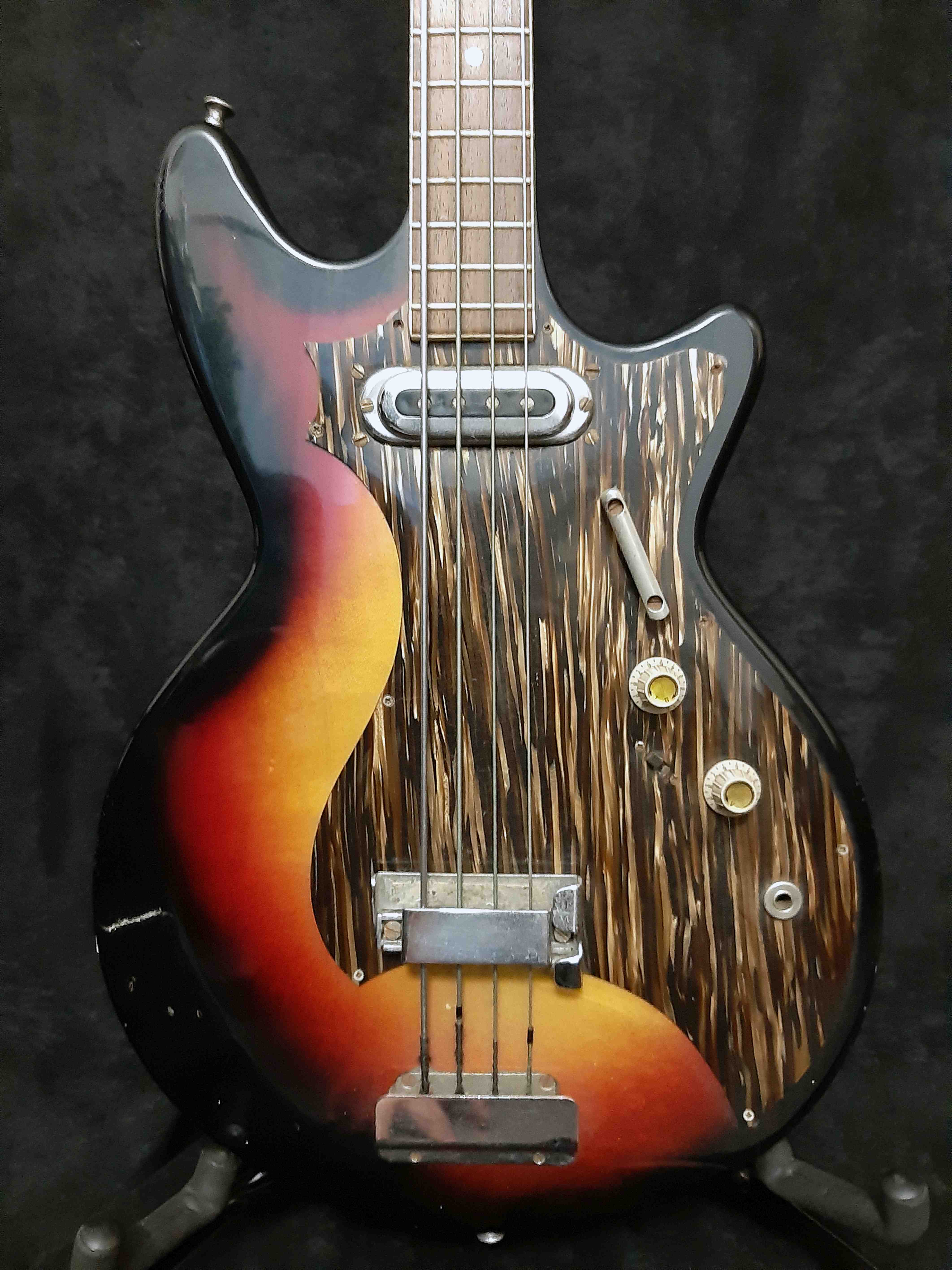 Framus Star Bass 5/156 52 1960's Sunburst Bass For Sale SEM ADVENTURE