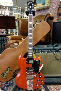 Gibson Sg Standard '61 Meastro Vibrola 2019 Vintage Cherry 2019 Vintage Cherry