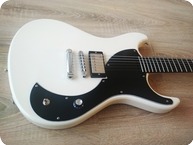 Jailbreak Guitars Poison Heart Vintage White