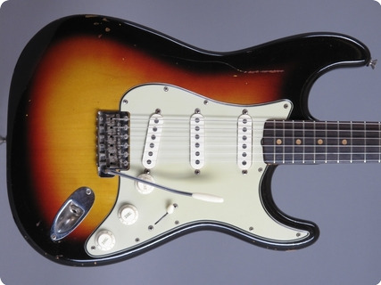 Fender Stratocaster 1964 3 Tone Sunburst
