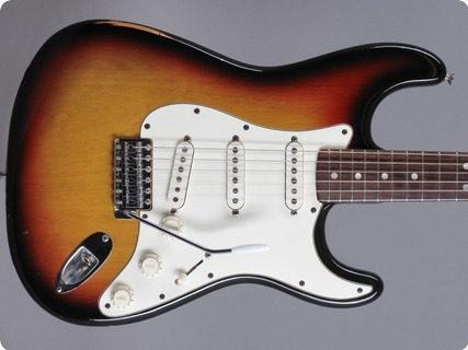 Fender Stratocaster 1973 3 Tone Sunburst