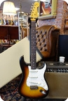 Fender Fender 1964 Stratocaster Journeyman Relic Rosewood Fingerboard 2020 Faded 3 Color Sunburst 2020 Faded 3 Color Sunburst