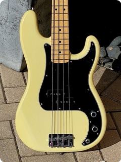Fender Precisi0n Bass 1979 Olympic White 