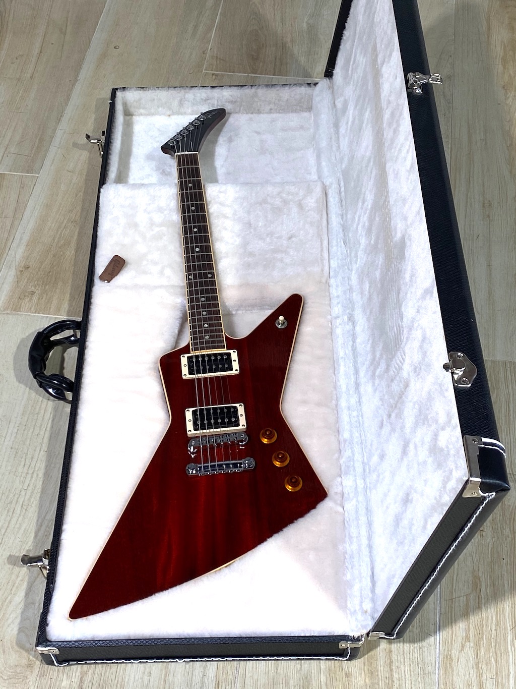 Gibson explorer pro 2007 discount