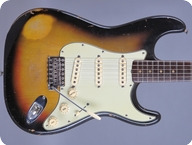 Fender Stratocaster 1963 3 tone Sunburst