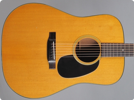 Martin D 18 1975 Natural